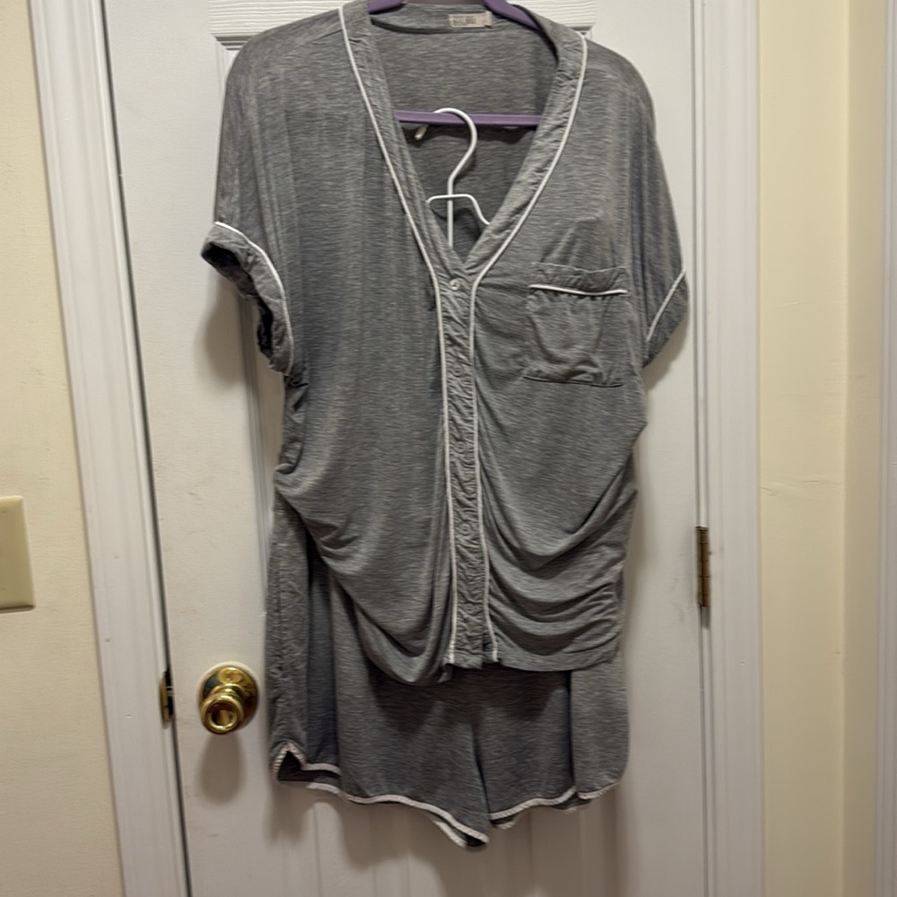 Barefoot Dreams Gray Pajama Set Soft Relaxed Fit